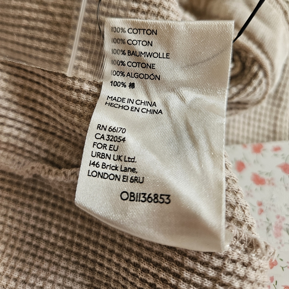 Free People Oakley Thermal Henley Top V Neck LS Mixed Knits Sand Size Small NWT - Picture 6 of 16